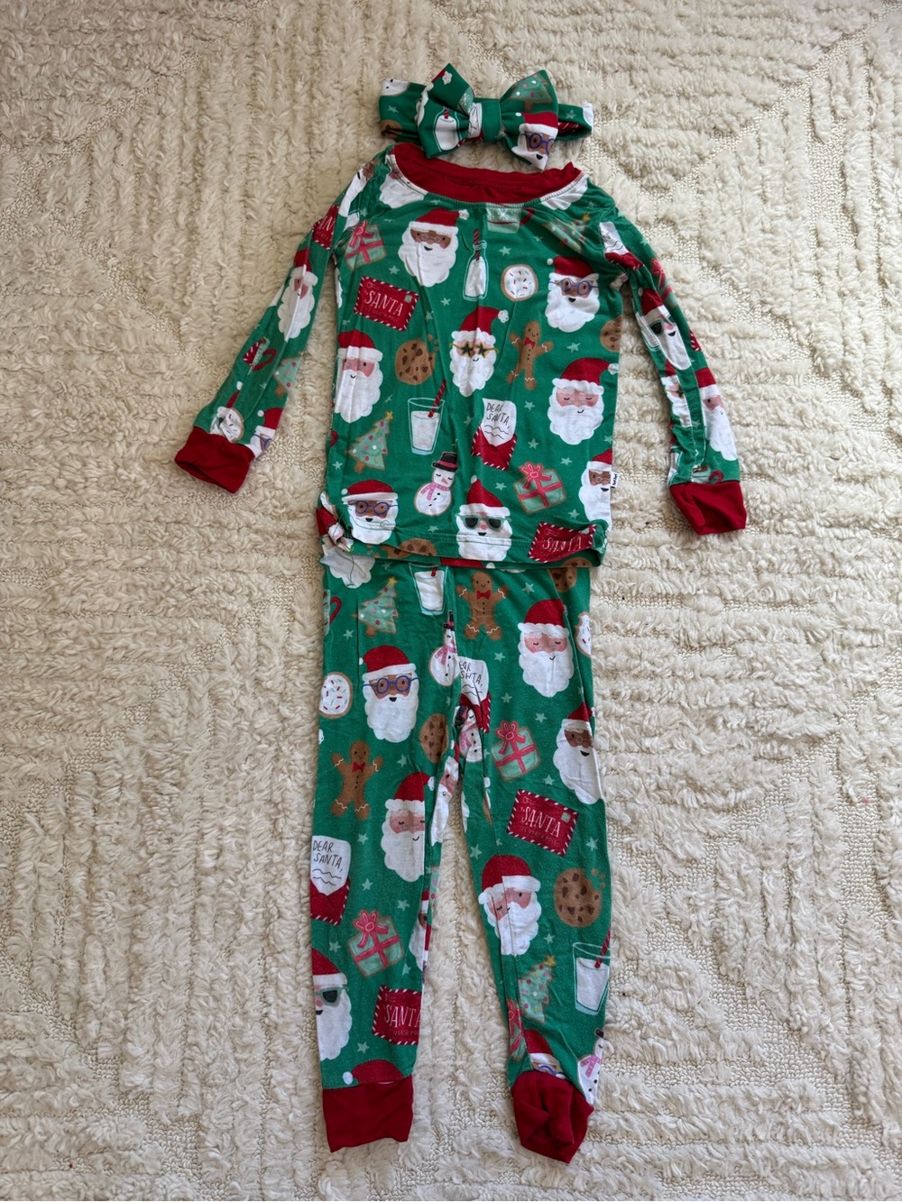 Little Sleepie Santa Milk and Cokies Print Holiday Two Piece Pajama Set w/ Bow